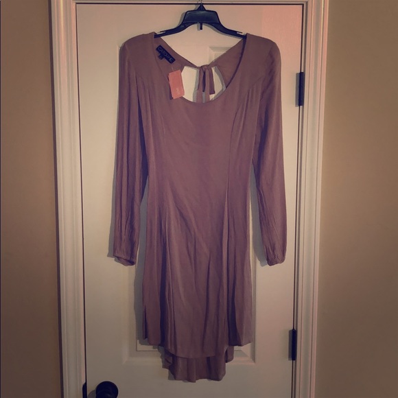 Backless Dress - Picture 2 of 4